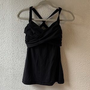 lululemon Athletic Black Tank Top size 4-6? Criss Cross front. Bin U